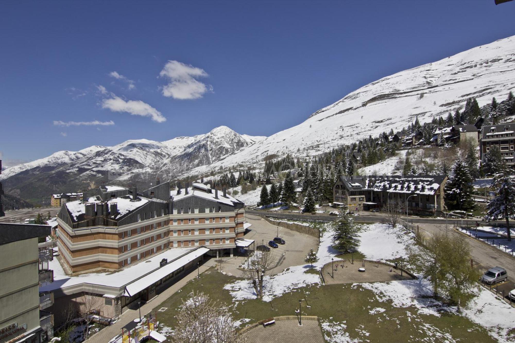 Apartarent 1500 Baqueira Beret Luaran gambar